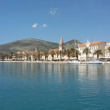 Apartment Maja Okrug Gornji Trogir