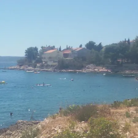 Maja Okrug Gornji Τρογκίρ