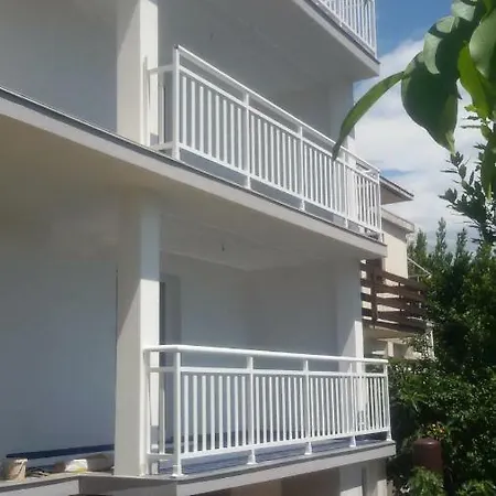 Maja Okrug Gornji Διαμέρισμα