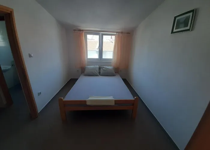 Apartman Maja Okrug Gornji *