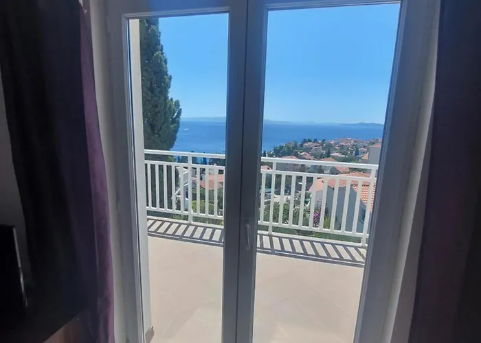 Maja Okrug Gornji * Trogir