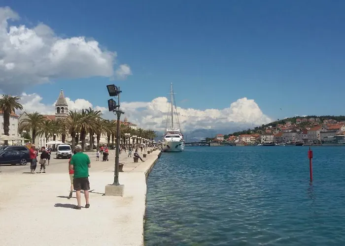 Apartman Maja Okrug Gornji *