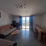 Maja Okrug Gornji Trogir