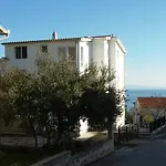 Maja Okrug Gornji *
