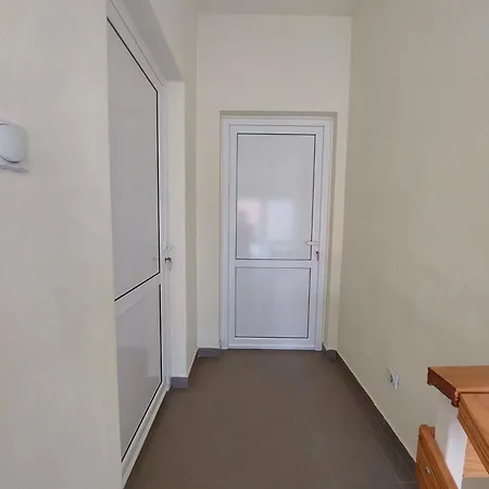 Daire Maja Okrug Gornji